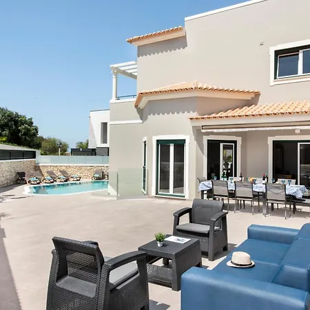 Gale Coast Holiday home *
